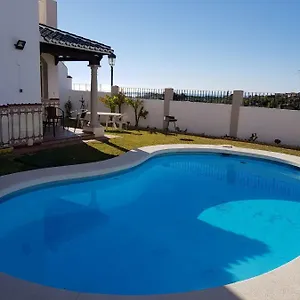 https://villa-del-sol-nerja.es-andalucia.com