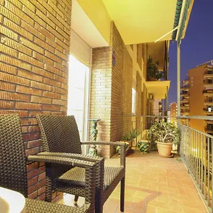 https://deluxe-apartment-la-feria.es-andalucia.com